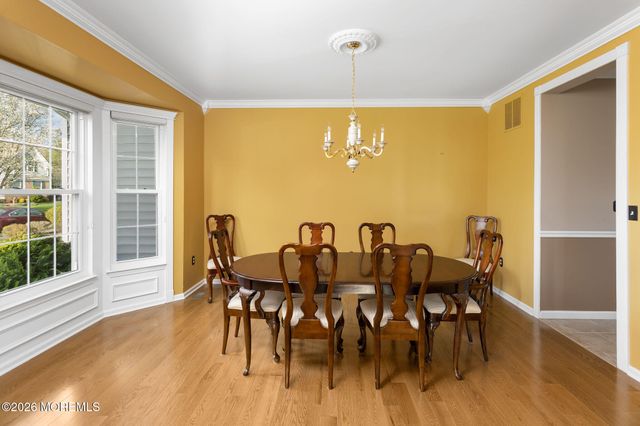 16 Heritage Drive, Allentown, NJ 08501