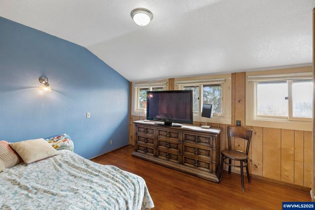 1824 NE Waterfront St, Newberg, OR 97132