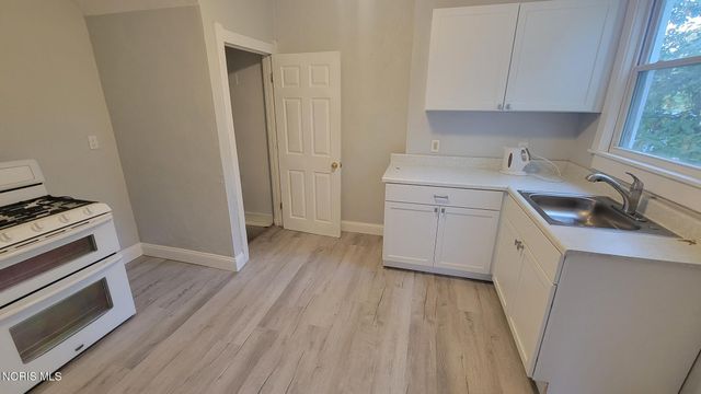 3110 Cambridge Street, Toledo, OH 43610