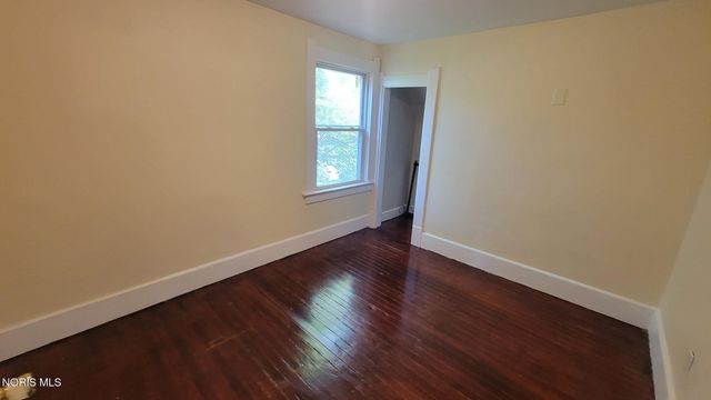 3110 Cambridge Street, Toledo, OH 43610