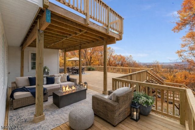 51 Staats Rd, Bethlehem Twp., NJ 08804