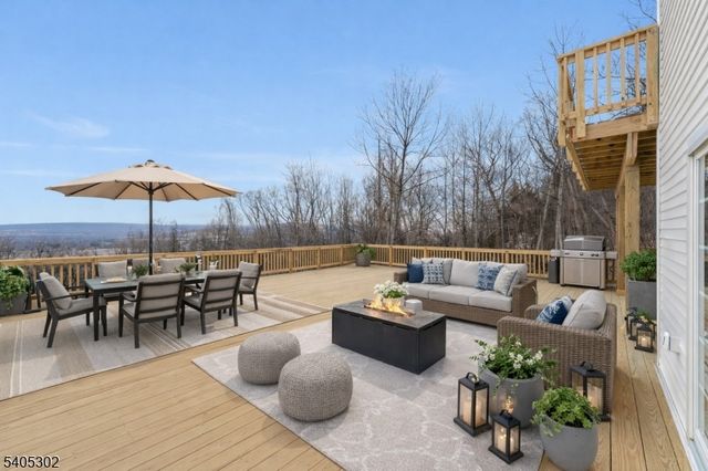 51 Staats Rd, Bethlehem Twp., NJ 08804