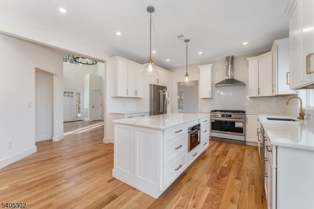 51 Staats Rd, Bethlehem Twp., NJ 08804