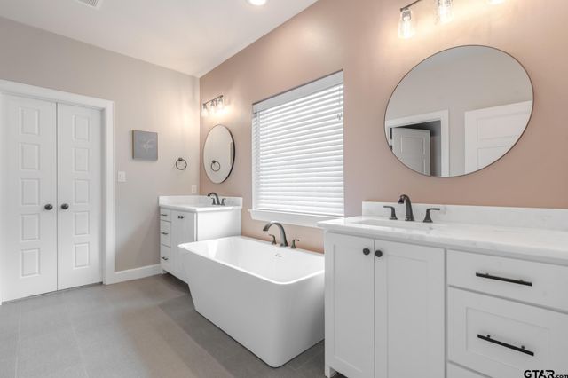 807 Redwing Way, Whitehouse, TX 75791
