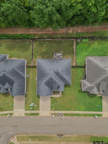 807 Redwing Way, Whitehouse, TX 75791