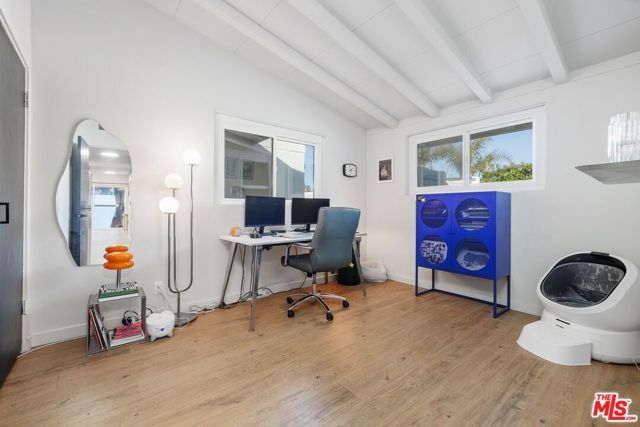 20608 Haynes Street, Winnetka (los Angeles), CA 91306