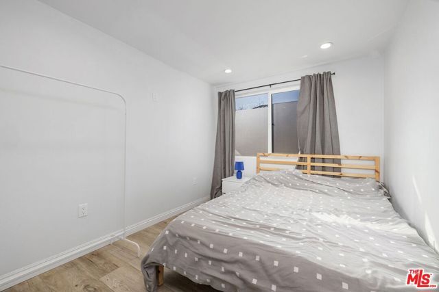 20608 Haynes Street, Winnetka (los Angeles), CA 91306