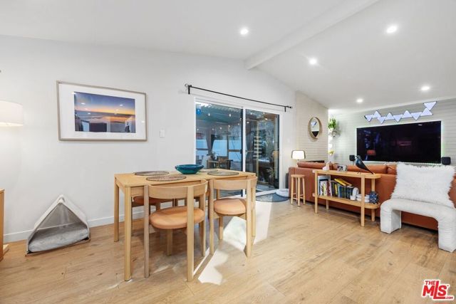 20608 Haynes Street, Winnetka (los Angeles), CA 91306