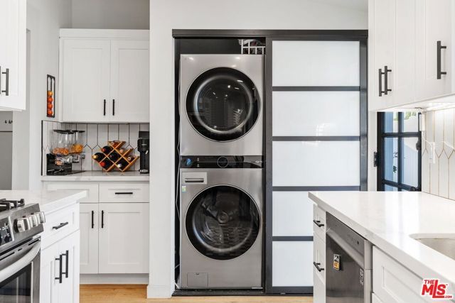 20608 Haynes Street, Winnetka (los Angeles), CA 91306