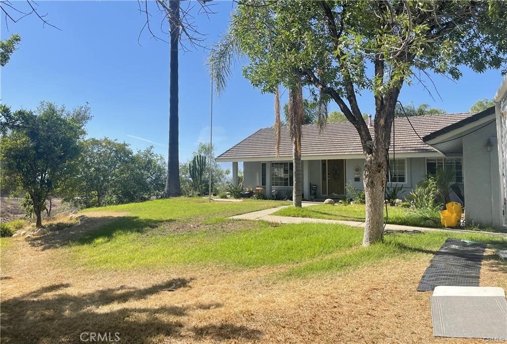 17660 Mariposa, Riverside, CA 92504 — exterior