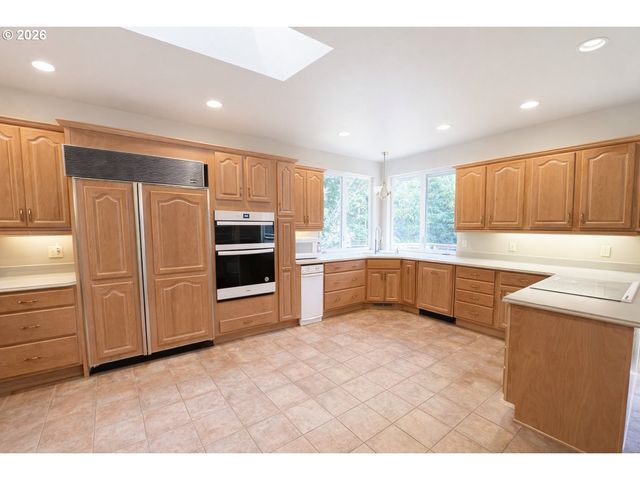 83391 S COVE Dr, Florence, OR 97439