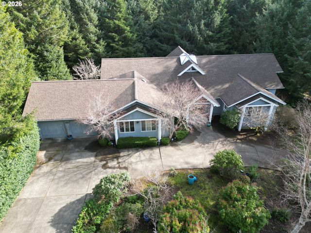 83391 S COVE Dr, Florence, OR 97439