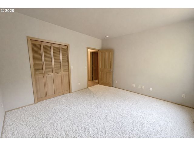 83391 S COVE Dr, Florence, OR 97439