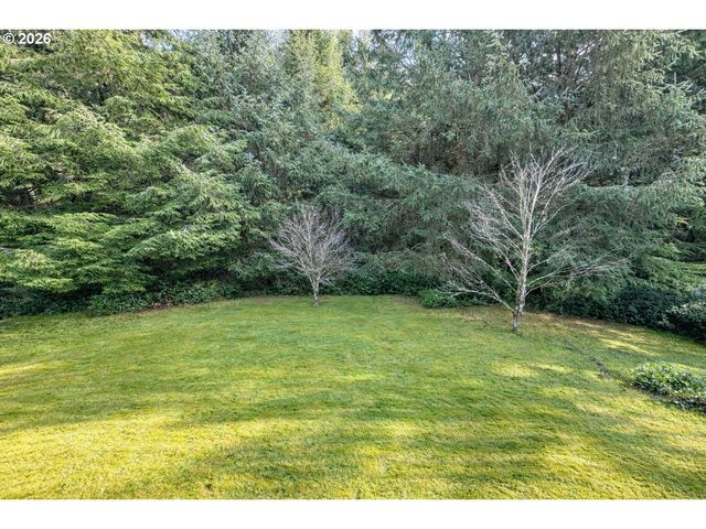 83391 S COVE Dr, Florence, OR 97439