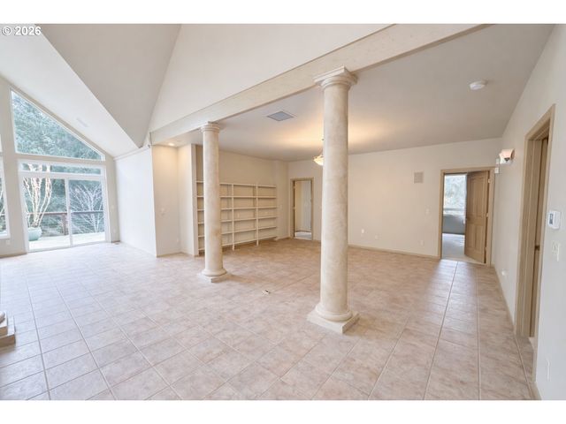 83391 S COVE Dr, Florence, OR 97439