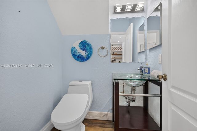 214 Riverwalk Cir, Sunrise, FL 33326