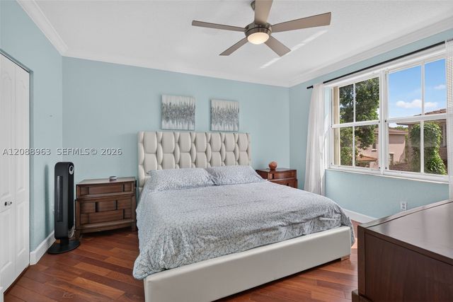 214 Riverwalk Cir, Sunrise, FL 33326