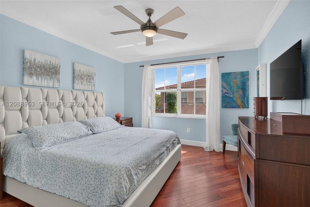 214 Riverwalk Cir, Sunrise, FL 33326
