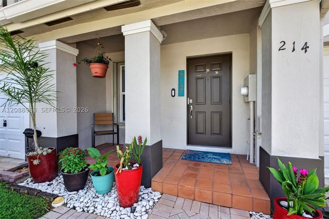 214 Riverwalk Cir, Sunrise, FL 33326
