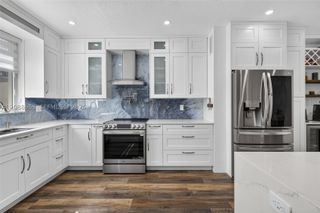 214 Riverwalk Cir, Sunrise, FL 33326