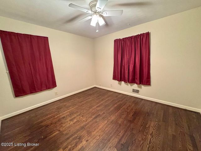 1912 Milburt Dr, Louisville, KY 40223