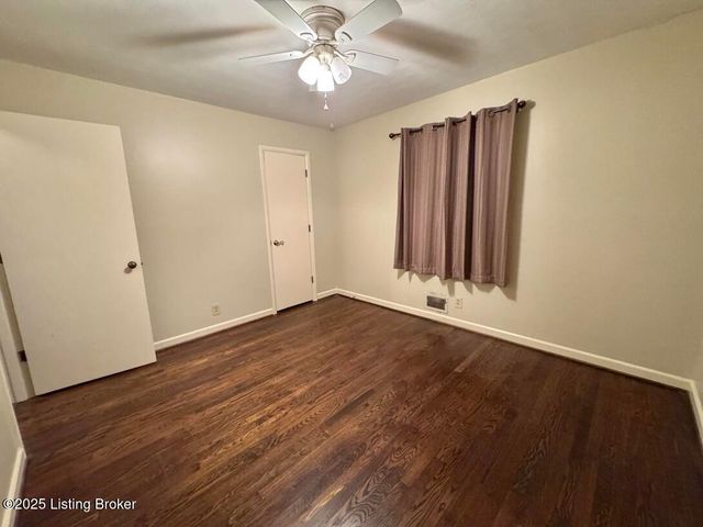 1912 Milburt Dr, Louisville, KY 40223