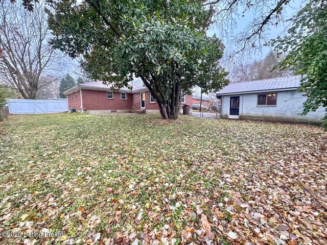 1912 Milburt Dr, Louisville, KY 40223