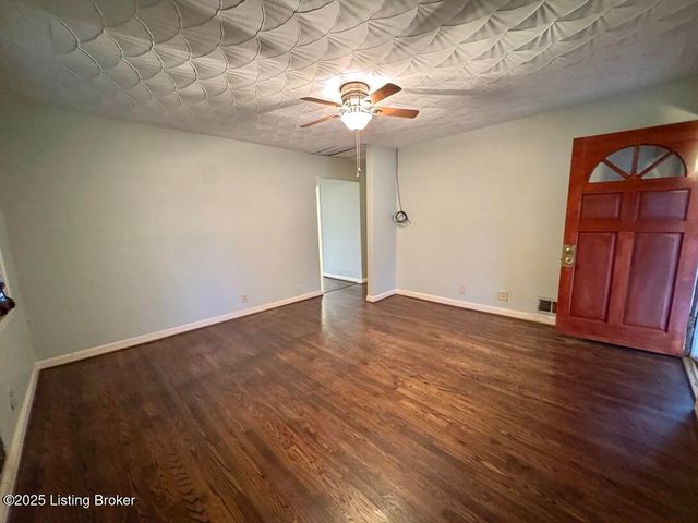 1912 Milburt Dr, Louisville, KY 40223