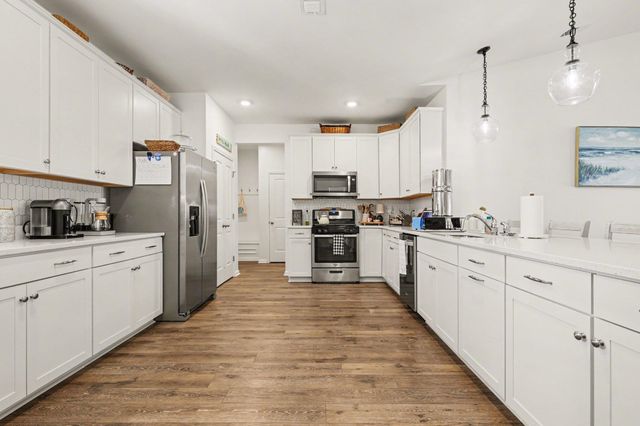 811 Spindel Dr., Myrtle Beach, SC 29588