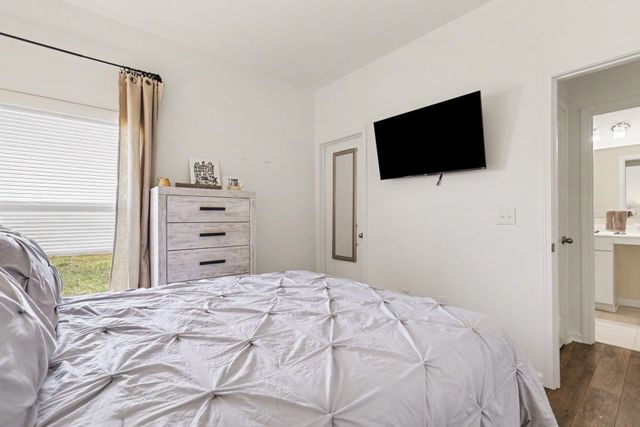 811 Spindel Dr., Myrtle Beach, SC 29588