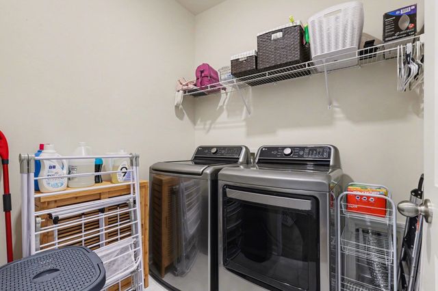 811 Spindel Dr., Myrtle Beach, SC 29588