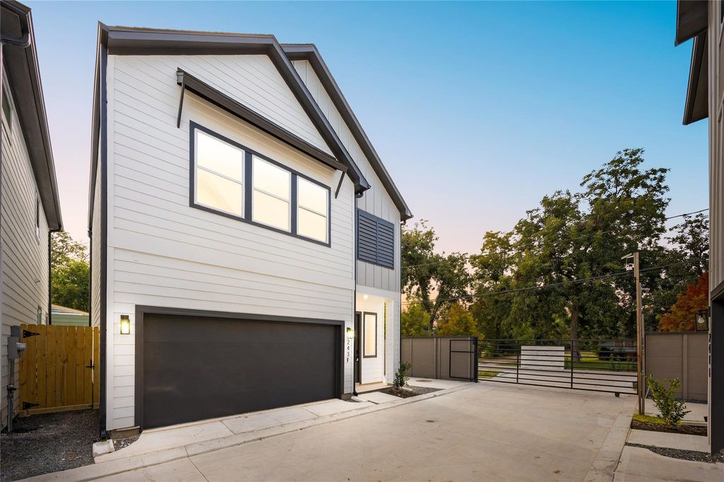 243 Rebecca Street F, Houston, TX 77022