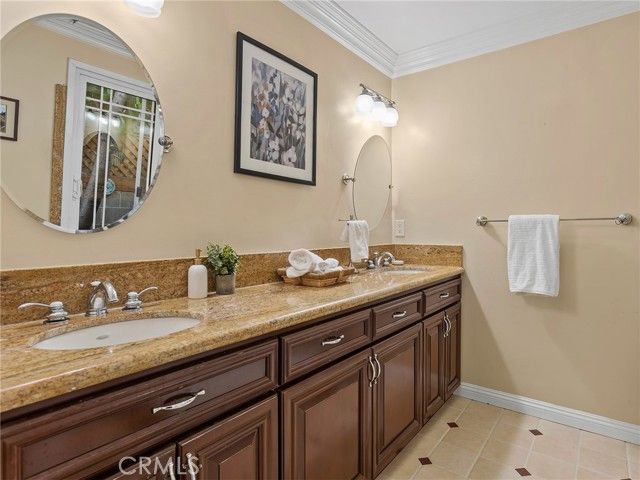 1516 N Pepper Street, Burbank, CA 91505