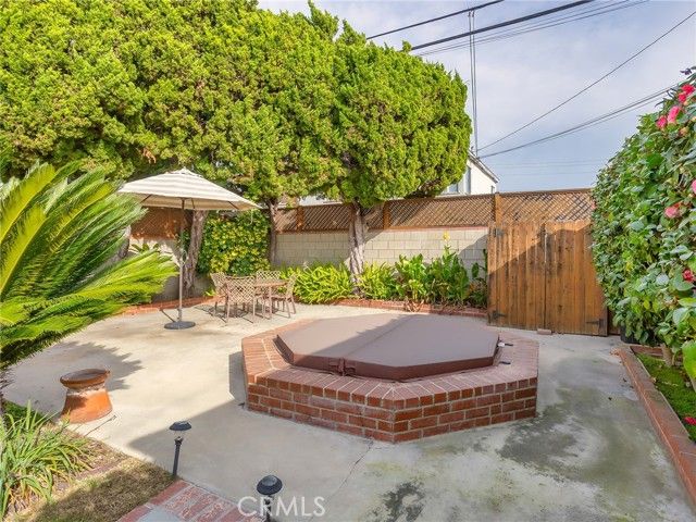 1516 N Pepper Street, Burbank, CA 91505