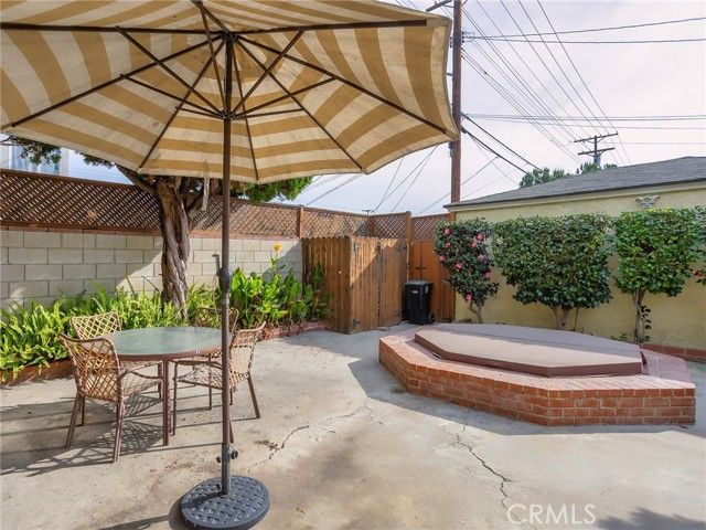 1516 N Pepper Street, Burbank, CA 91505