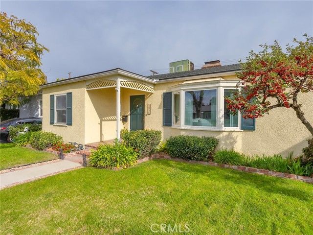 1516 N Pepper Street, Burbank, CA 91505