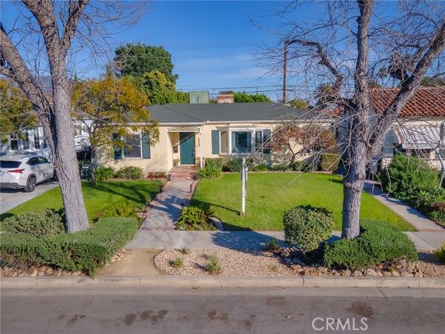 1516 N Pepper Street, Burbank, CA 91505