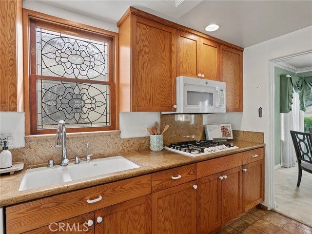 1516 N Pepper Street, Burbank, CA 91505