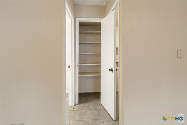 915 Silver Quail Lane, Austin, TX 78758