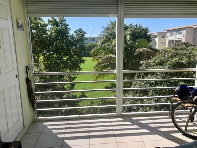 230 NE 26th Avenue 318, Boynton Beach, FL 33435