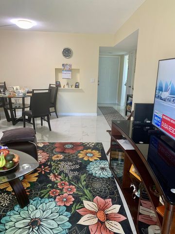 230 NE 26th Avenue 318, Boynton Beach, FL 33435