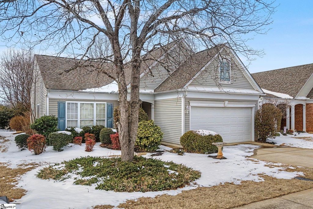 107 Saint James Place Drive, Greer, SC 29650