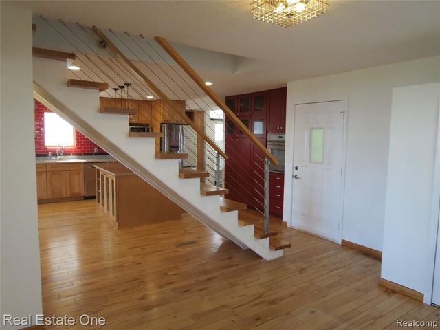 4583 Allen Cove Road, Luna Pier, MI 48157