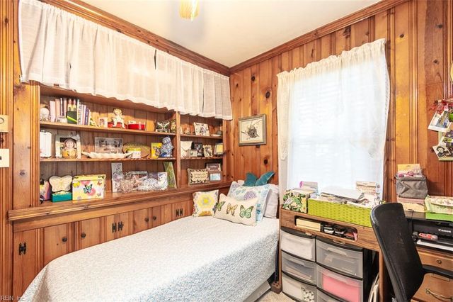 2312 Ferndale RD, Chesapeake, VA 23323