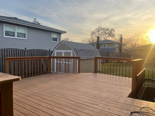 852 Tonne Road, Elk Grove Village, IL 60007