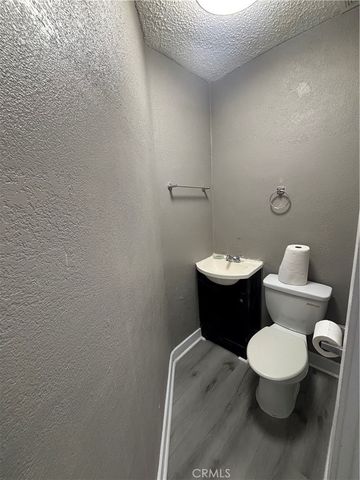 535 West 54th Street, Los Angeles, CA 90037