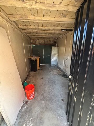 535 West 54th Street, Los Angeles, CA 90037