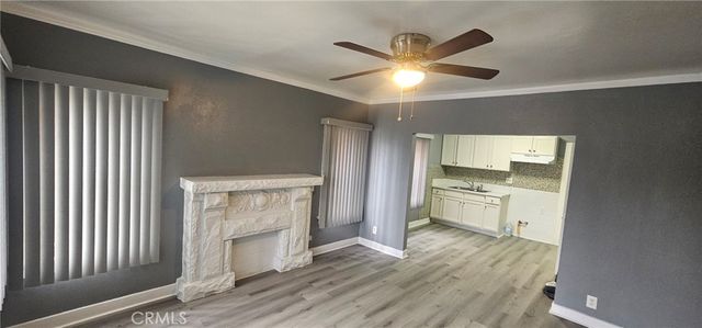 535 West 54th Street, Los Angeles, CA 90037