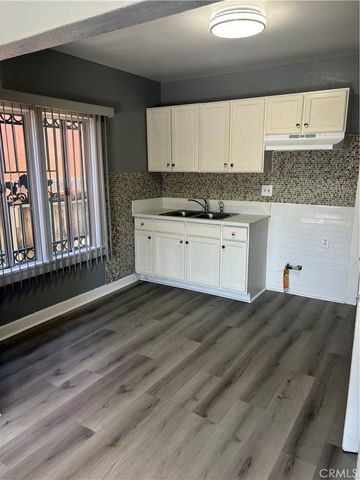 535 West 54th Street, Los Angeles, CA 90037