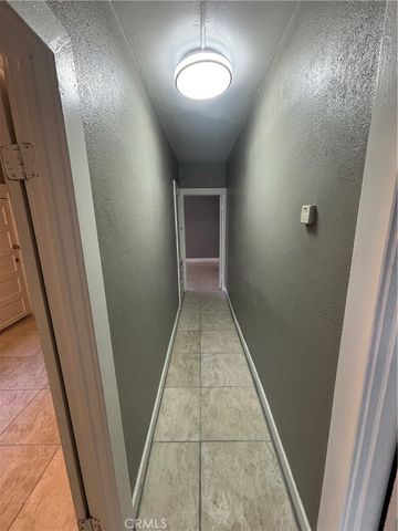 535 West 54th Street, Los Angeles, CA 90037